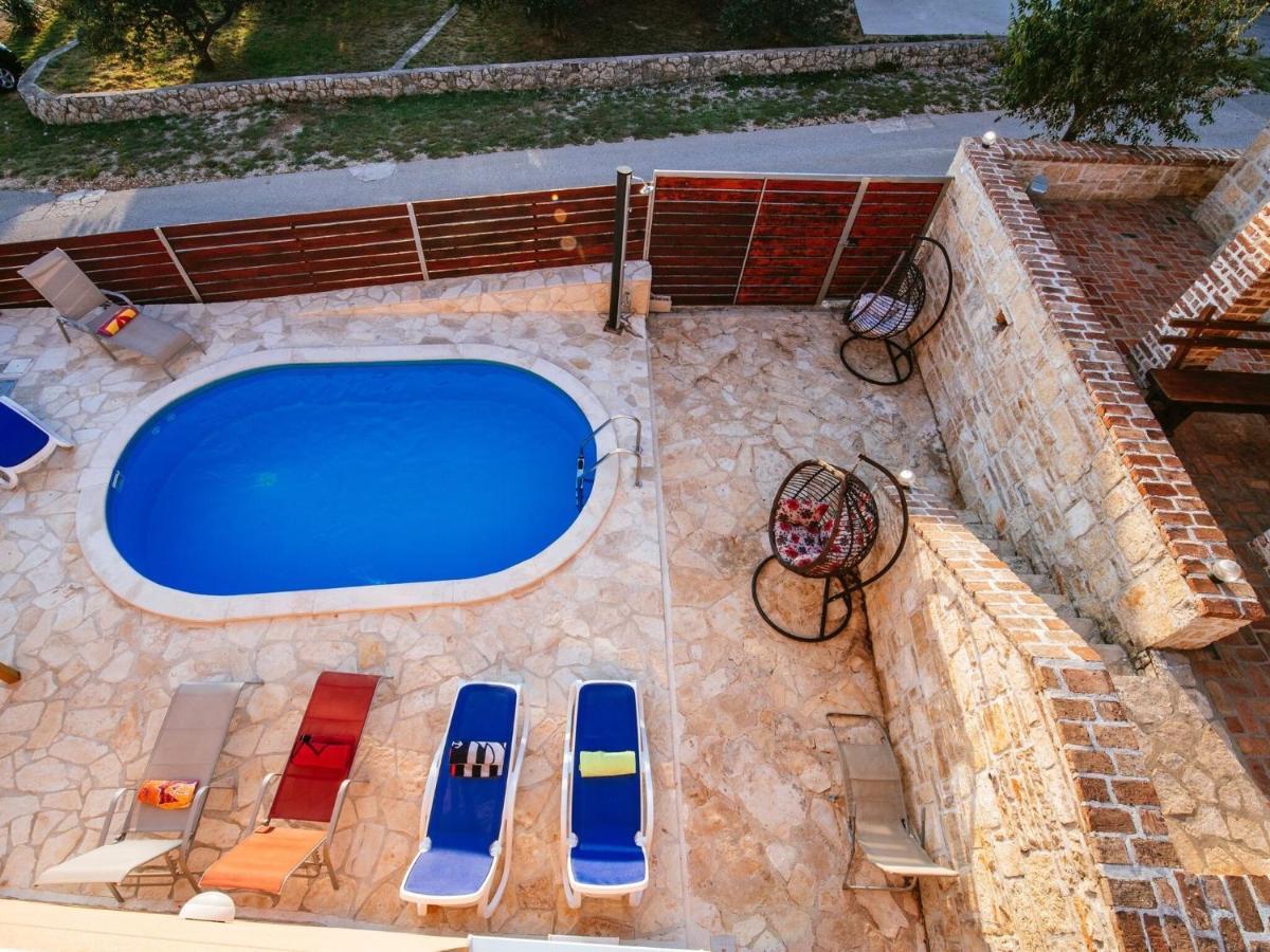 Splendid Holiday Home In Jasenice Maslenica Eksteriør billede